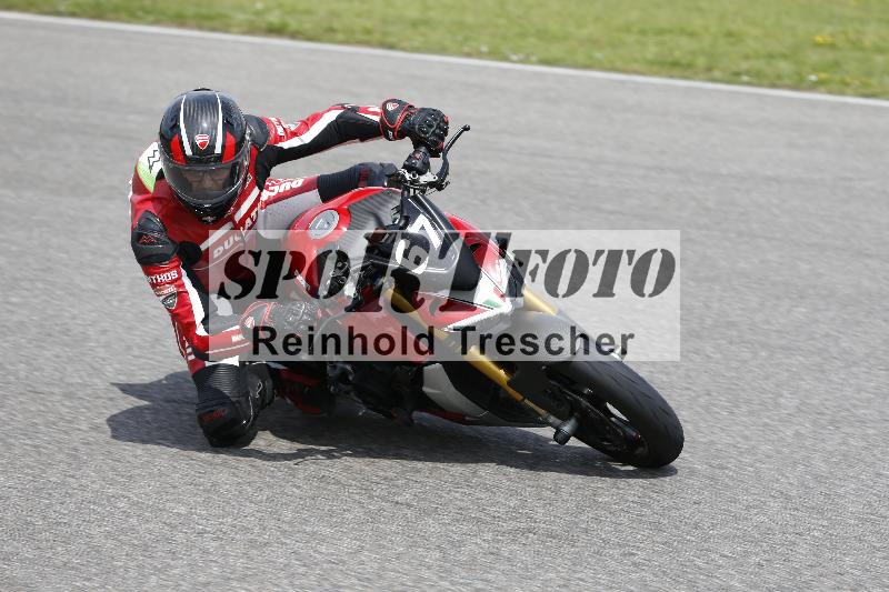 /Archiv-2024/29 12.06.2024 MOTO.CH Track Day ADR/Gruppe rot/67